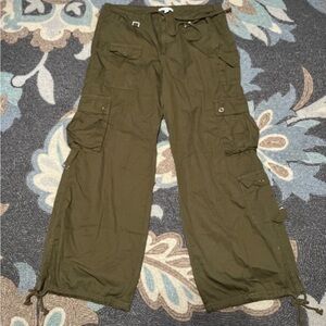 Militar green cargo pants